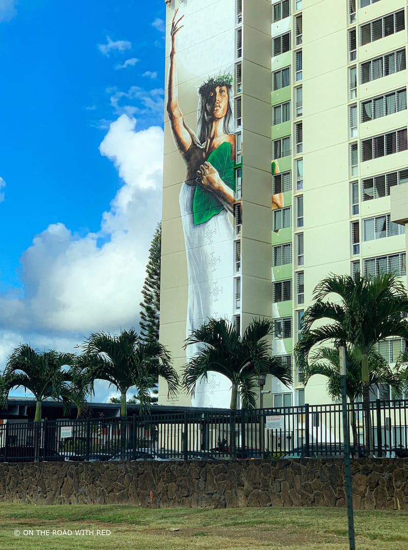 waving girl painting on oahu.
